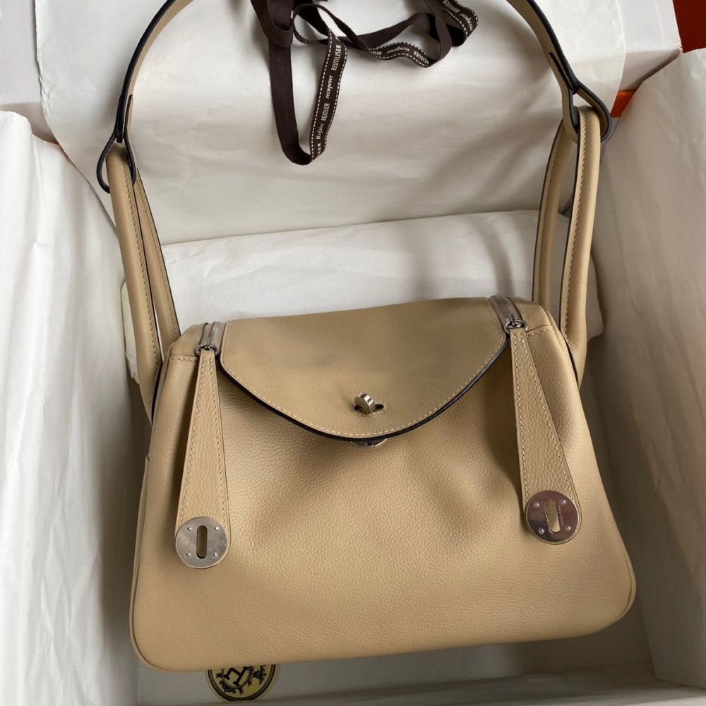 High Quality Replica Hermes Lindy 26 Handmade Bag In Trench Clemence Leather $ 499 USD